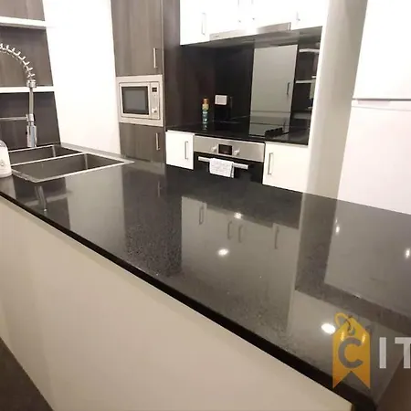 Delight In Dickson -2Bd 2Bth 2Csp Apt Canberra Exterior photo